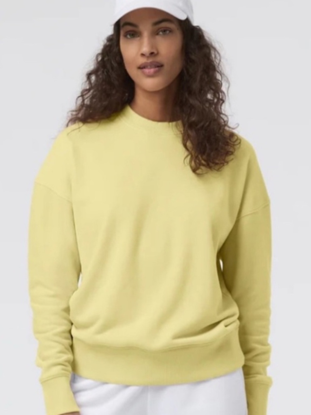 Vuori Sedona Weekender Crew in Sunlight, Size XS